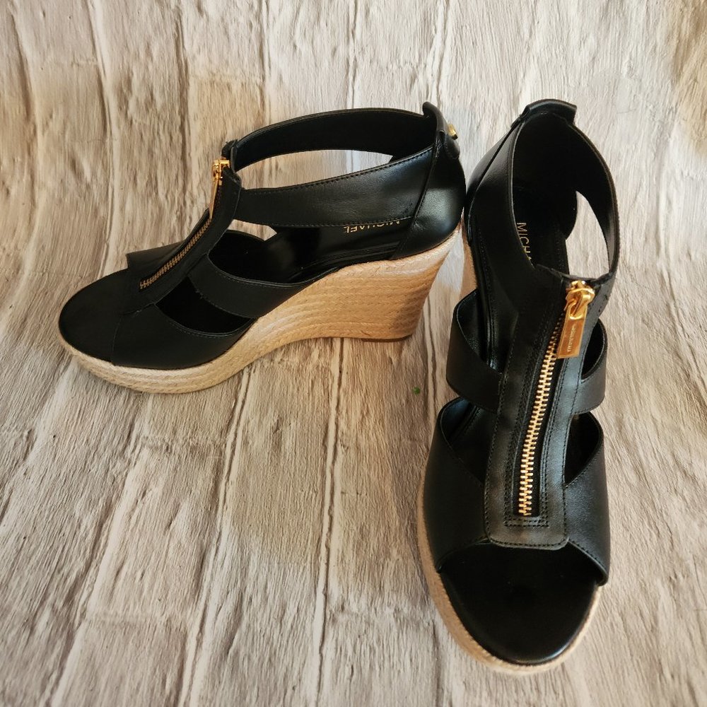 Michael Kors Black Faux Leather Wedge Sandals With Zip Front Size 8.5